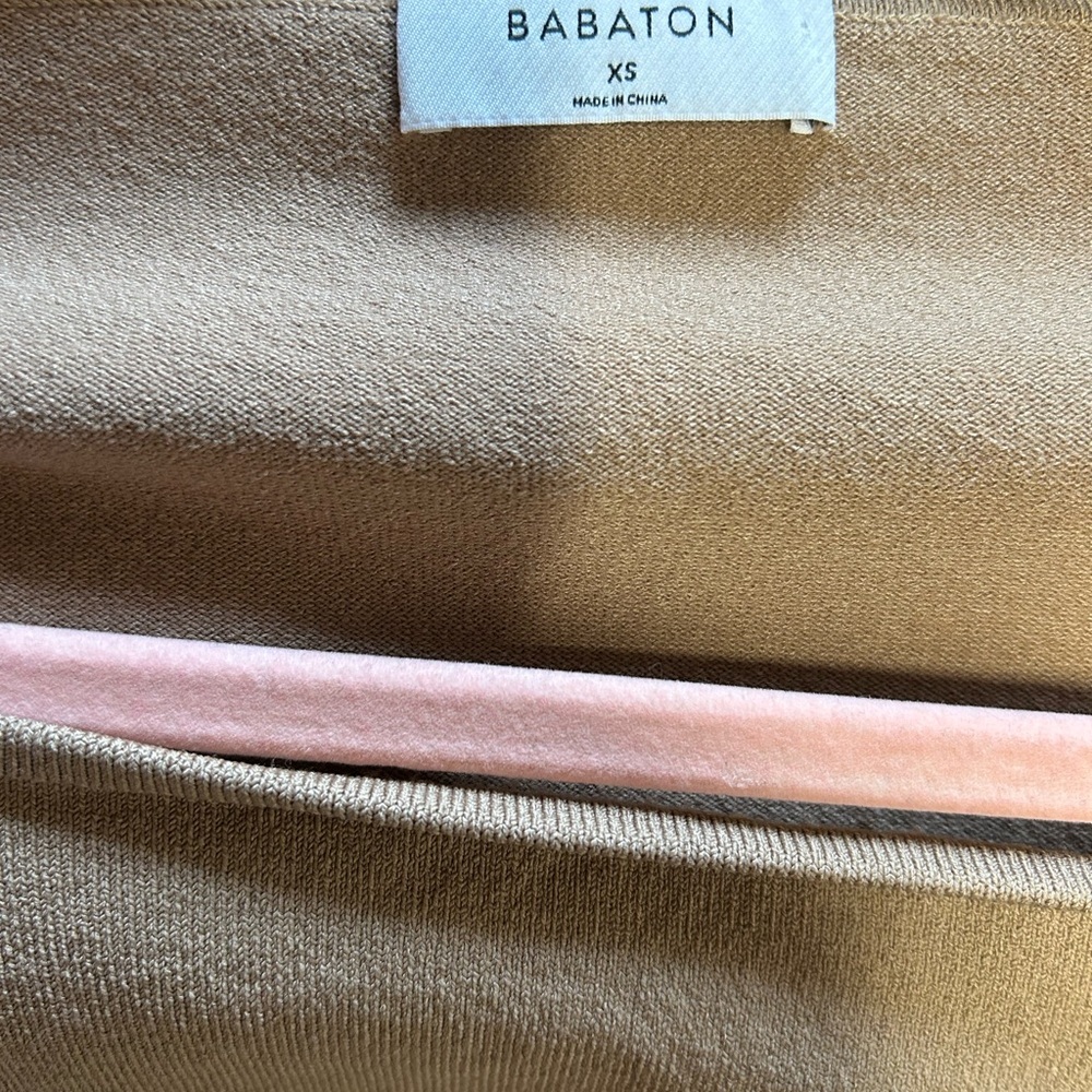 Aritzia Babaton Beige Sculpt Knit Long Sleeve Top XS - Picture 8 of 10